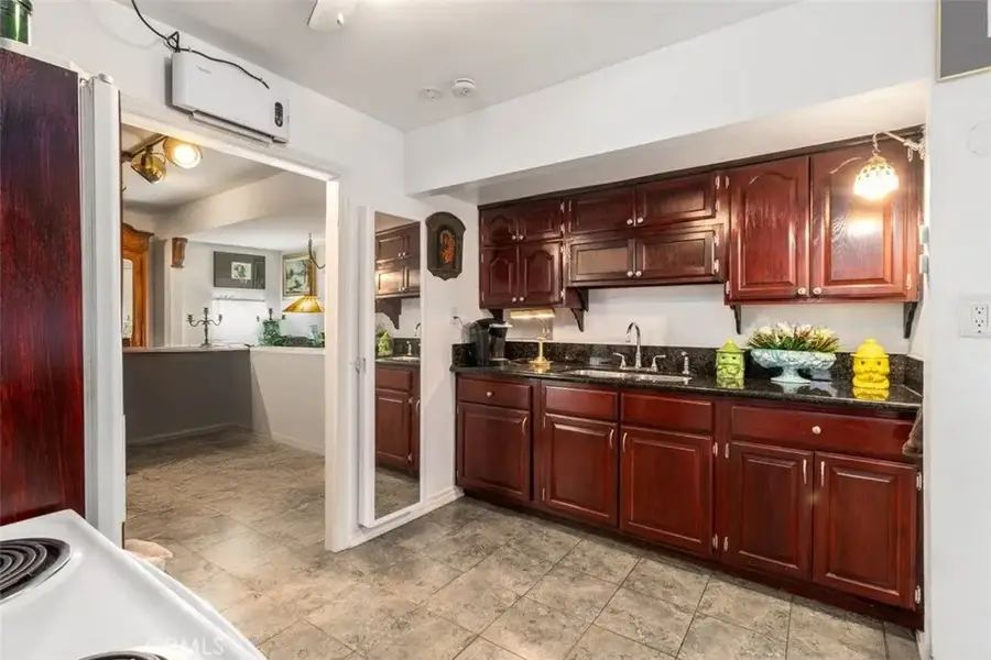 657 W 66th, Los Angeles, CA 90044 - Image #3