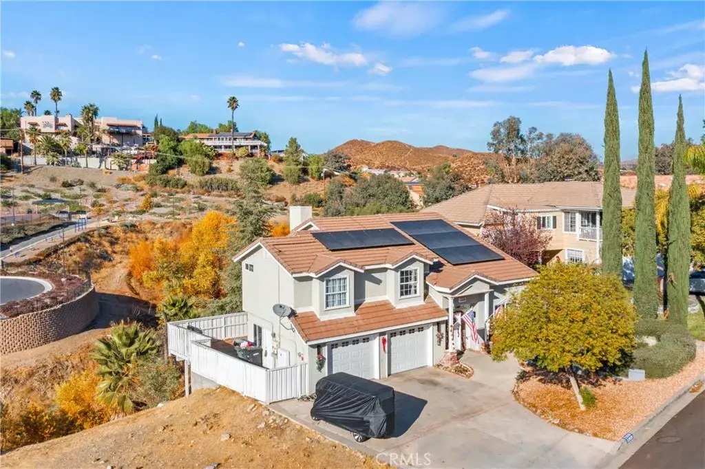 22920 Green Pine Drive, Canyon Lake, CA 92587 - Image #1