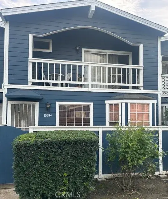 10684 Bell, Stanton, CA 90680