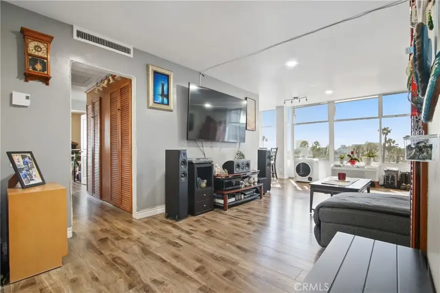 100 Atlantic #609, Long Beach, CA 90802 - Image #3