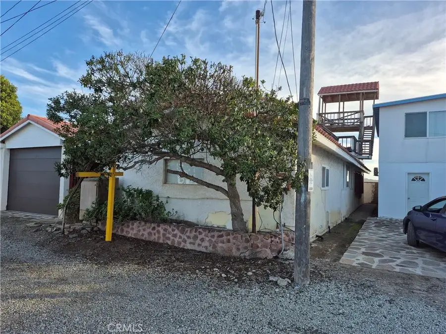 29 Placier, Vallejo, OS 22765 - #3