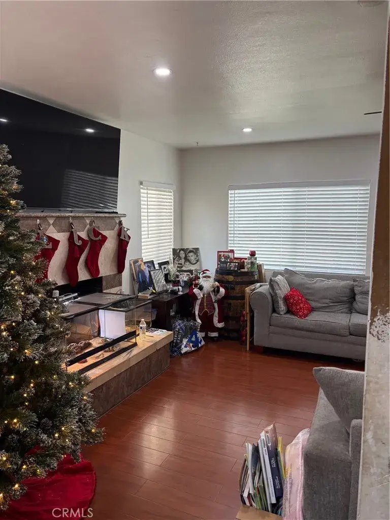 2911 Baltic, Long Beach, CA 90810 - #3