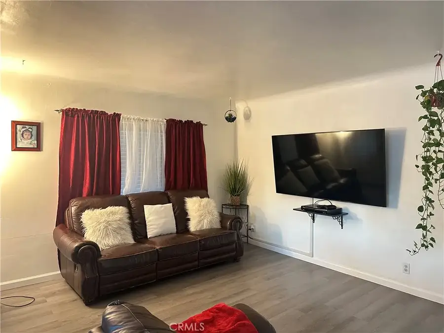 10124 Pescadero, South Gate, CA 90280 - #2