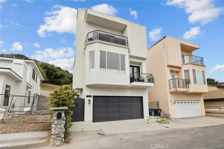 7422 Valaho, Tujunga, CA 91042 - Image #2