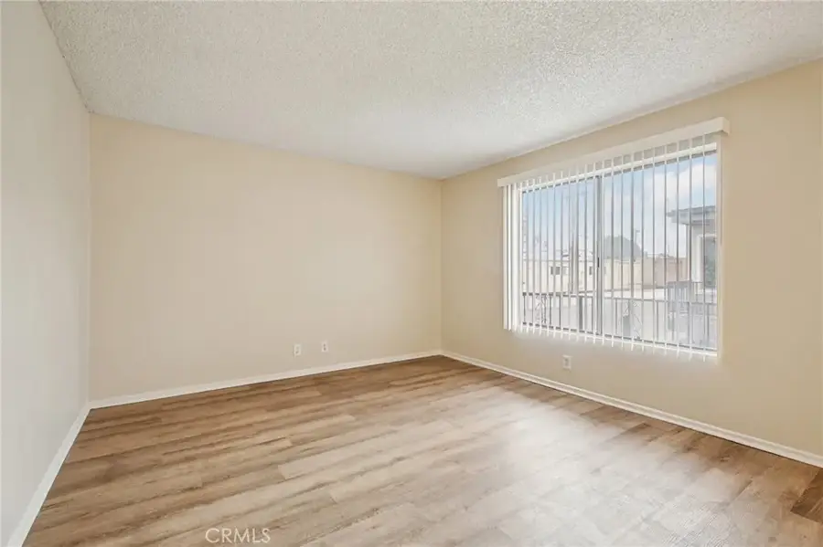 5500 Ackerfield #412, Long Beach, CA 90805 - Image #2