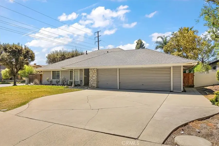 2105 Oxford Avenue, Claremont, CA 91711 - Image #2