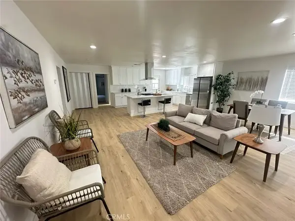 5344 Adenmoor, Lakewood, CA 90713