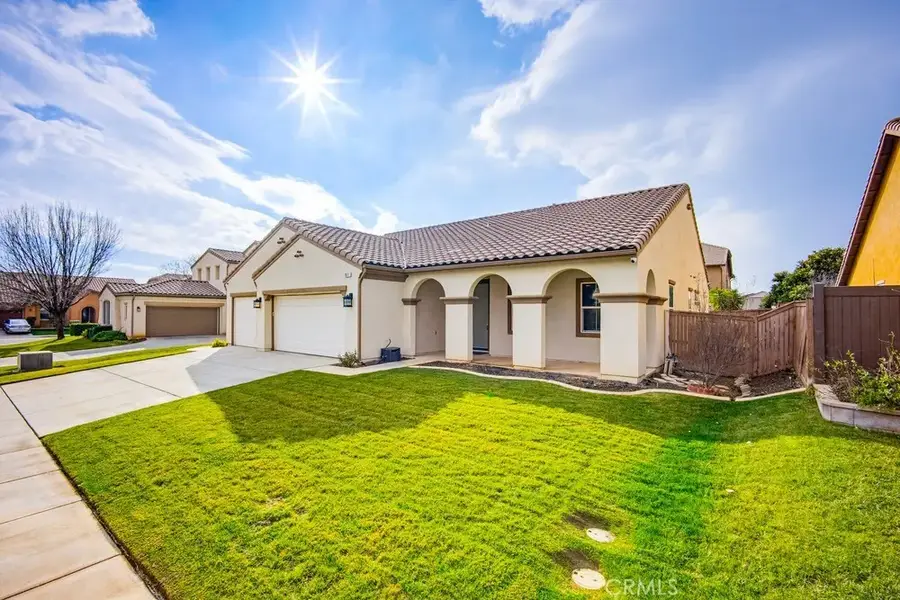1011 Violet Court, Beaumont, CA 92223 - Image #2