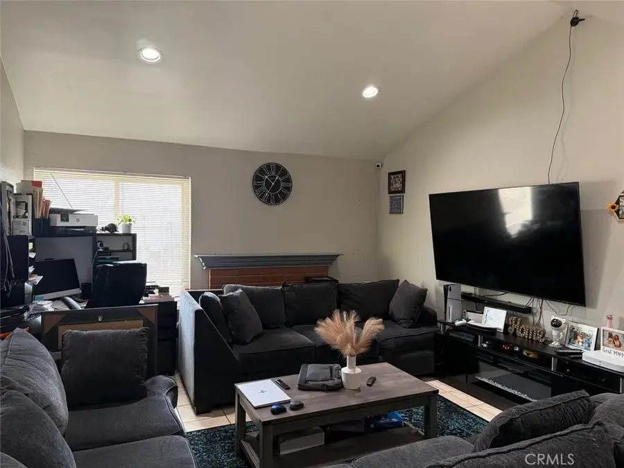 1434 N San Diego, Ontario, CA 91764 - #2