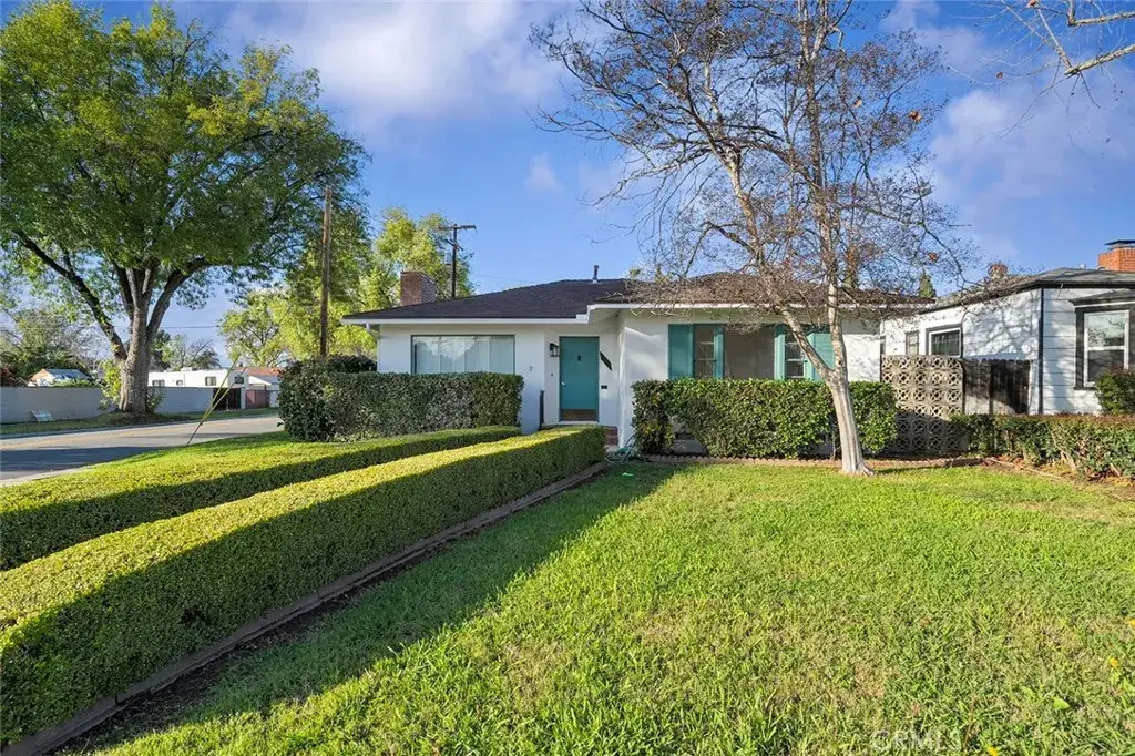 4693 Central, Riverside, CA 92506 - #1