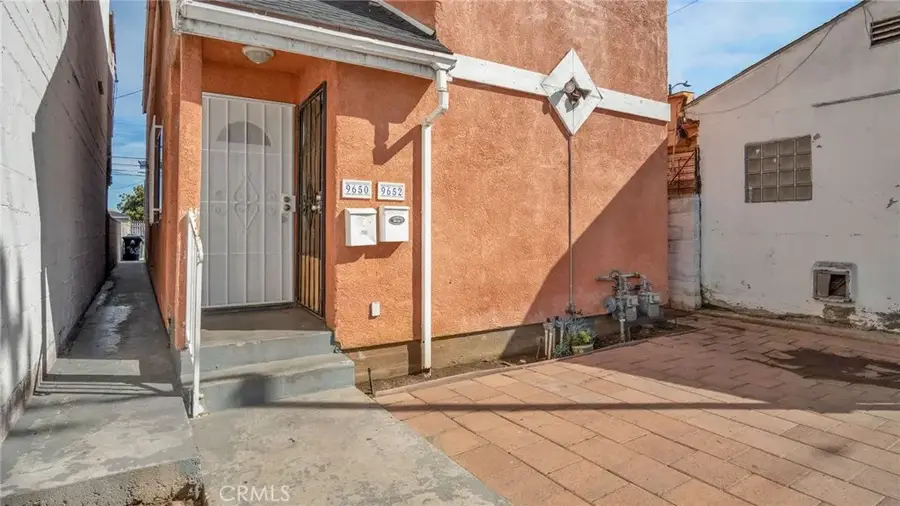 9650 S Western, Los Angeles, CA 90047 - #2