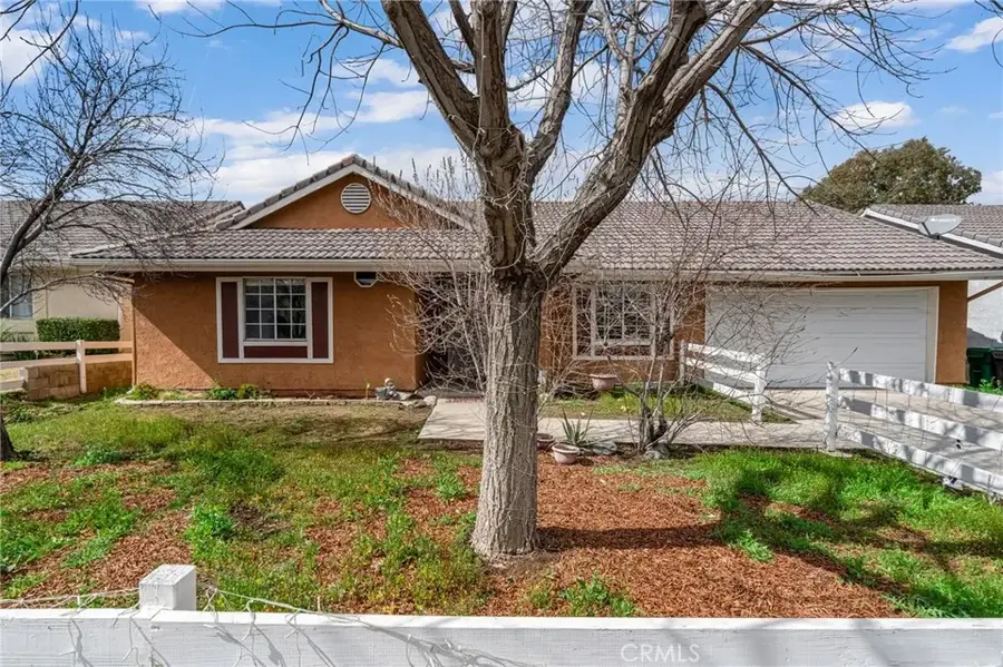 37623 Robin, Palmdale, CA 93550 - #2