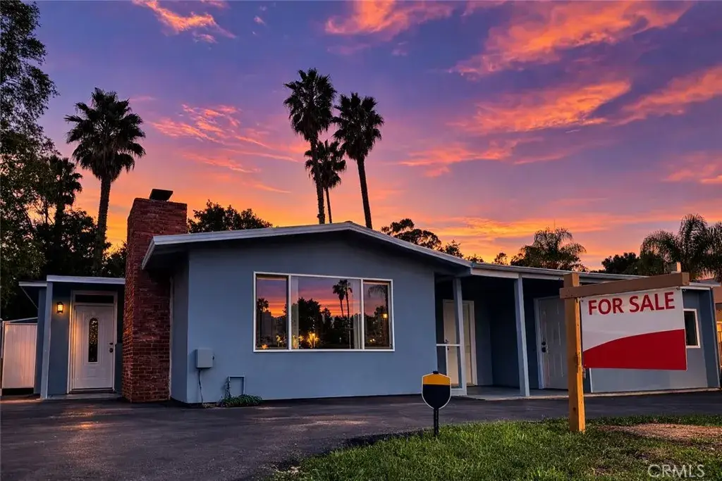 305 Civic Center Drive, Vista, CA 92084 - #1