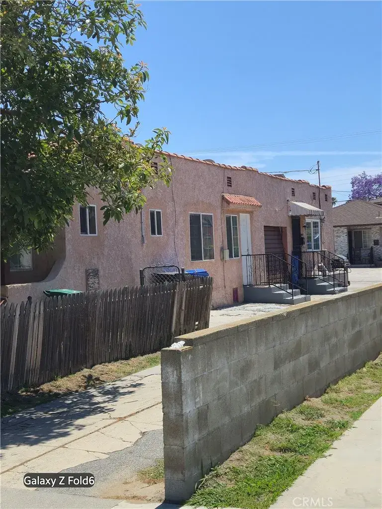 42 W Mountain View, Long Beach, CA 90805 - #3