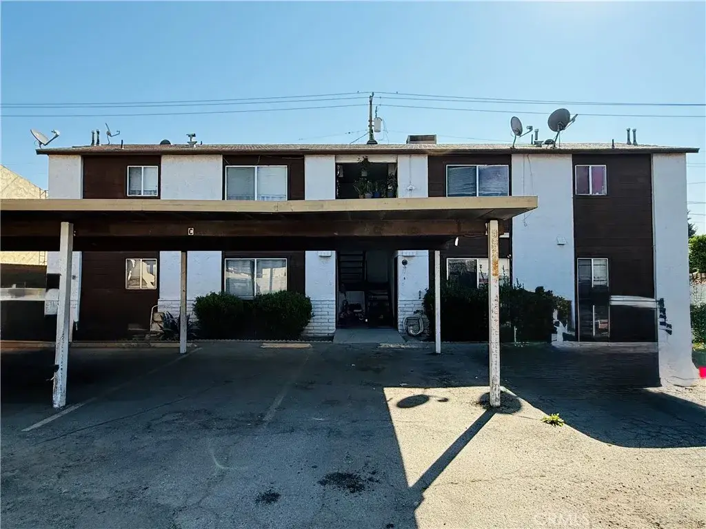 326 Stephens, Bakersfield, CA 93304 - #1