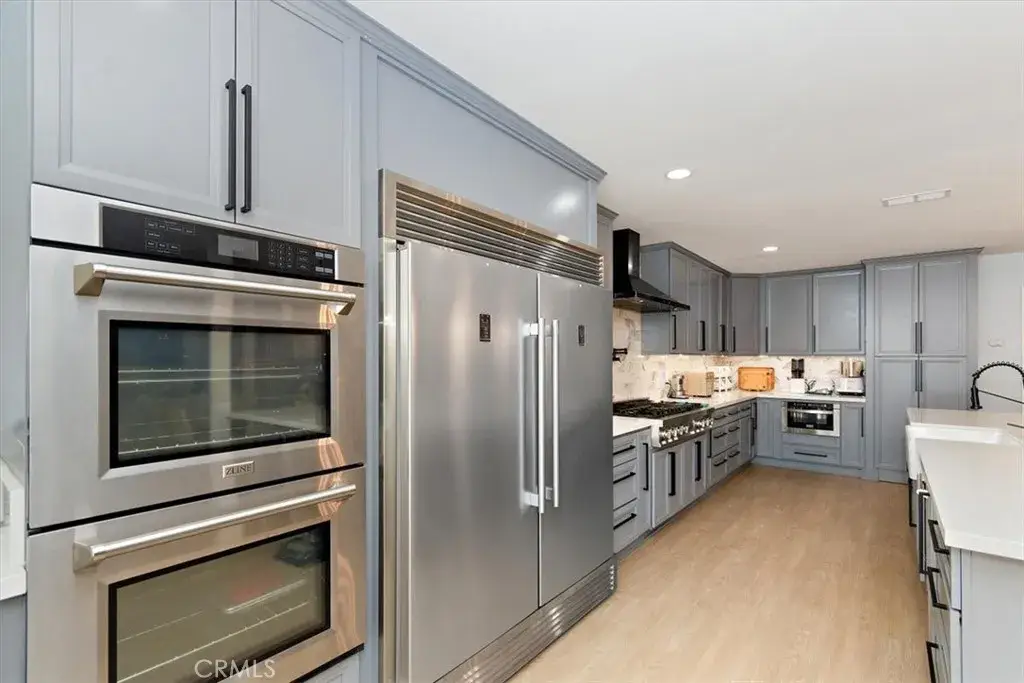 2105 Oxford Avenue, Claremont, CA 91711 - #1