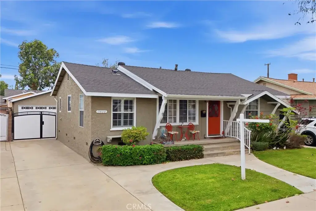 11408 214th, Lakewood, CA 90715 - #1