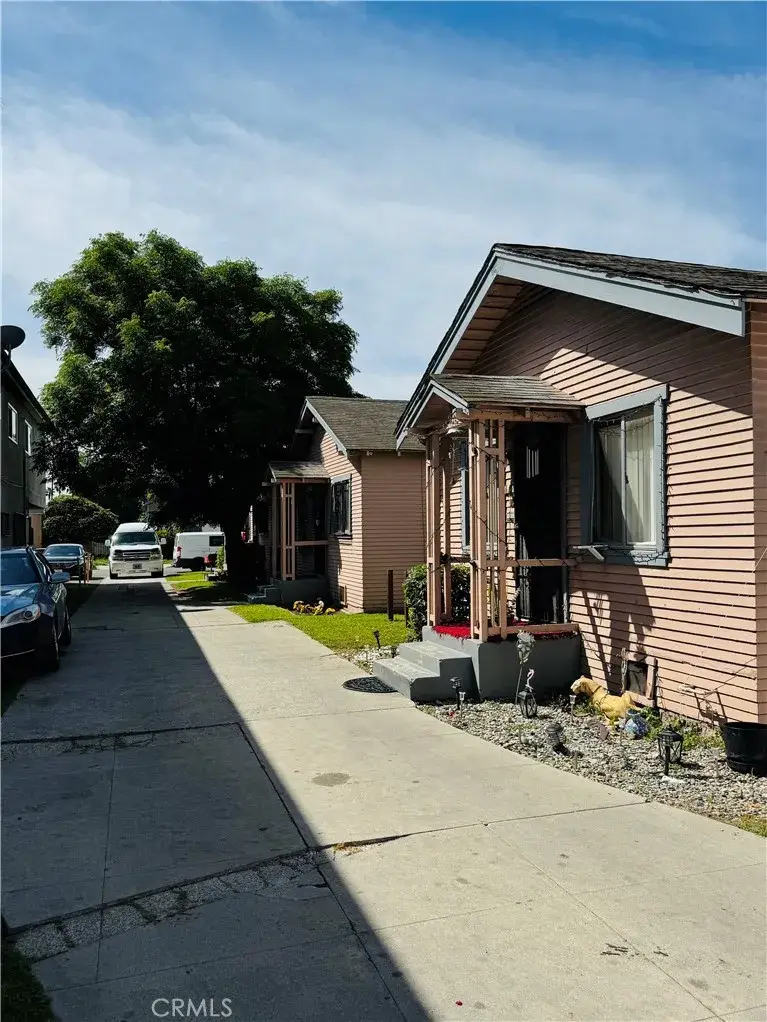 613 W 80th, Los Angeles, CA 90044 - #2