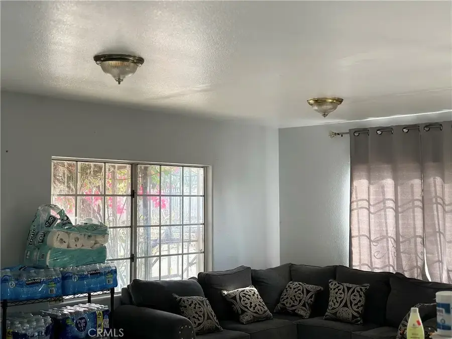 1664 E 66th, Los Angeles, CA 90001 - #2