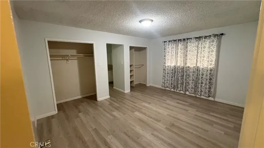 2004 Julian, Bakersfield, CA 93304 - #3