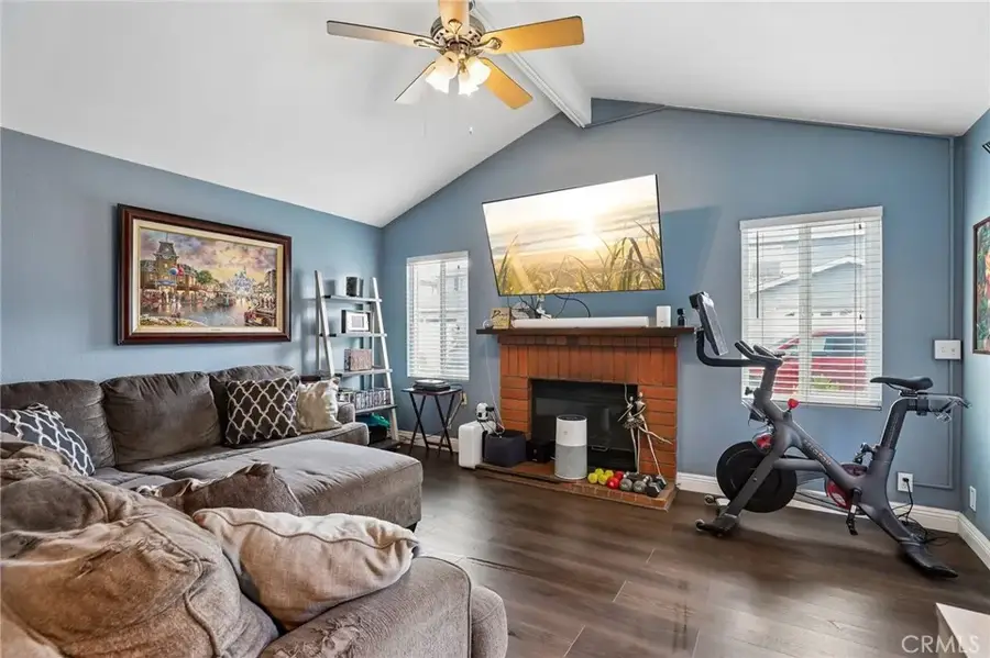 3739 Countryside Lane, Long Beach, CA 90806 - #3