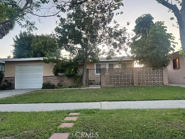 2829 Iroquois, Long Beach, CA 90815 - #1