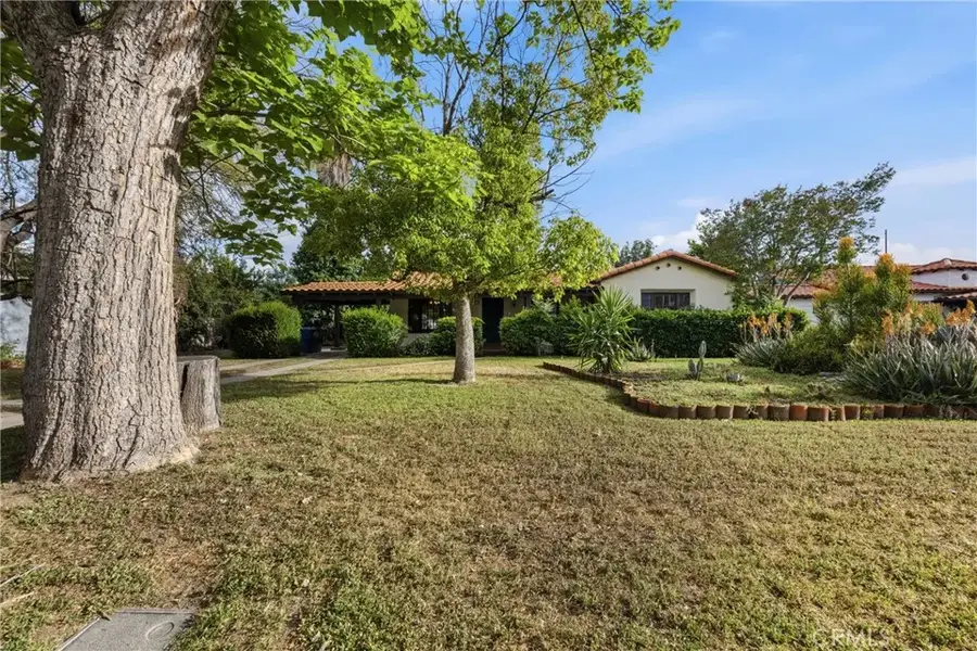 733 W 24th Street, San Bernardino, CA 92405 - #2