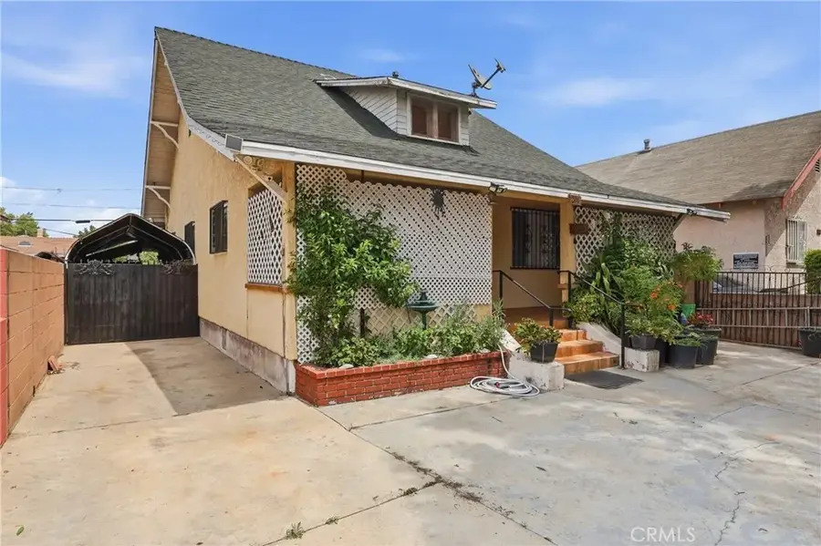 201 W 50th, Los Angeles, CA 90037 - #2