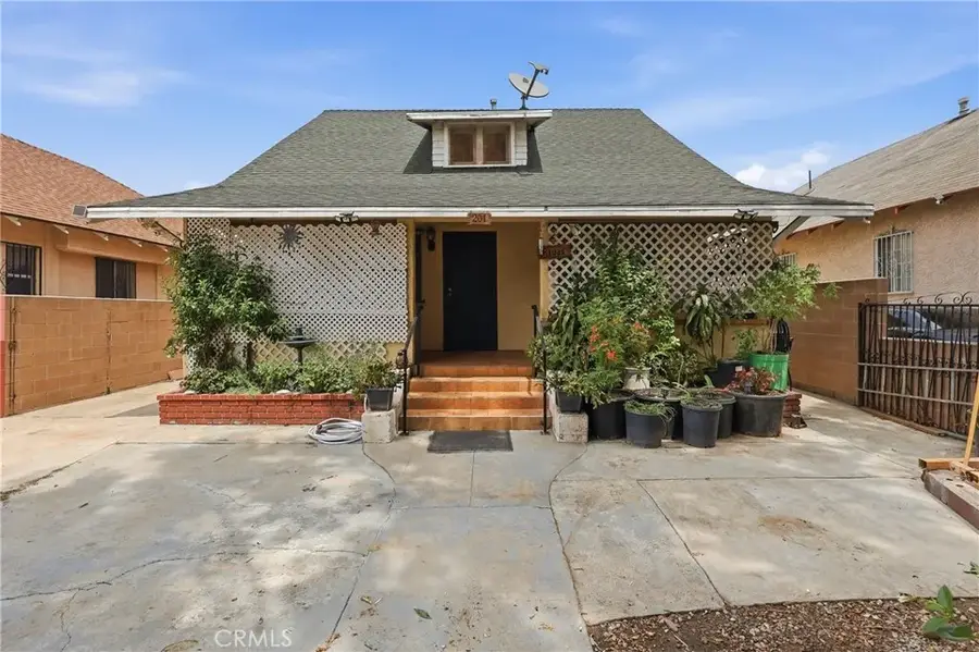 201 W 50th, Los Angeles, CA 90037 - #3