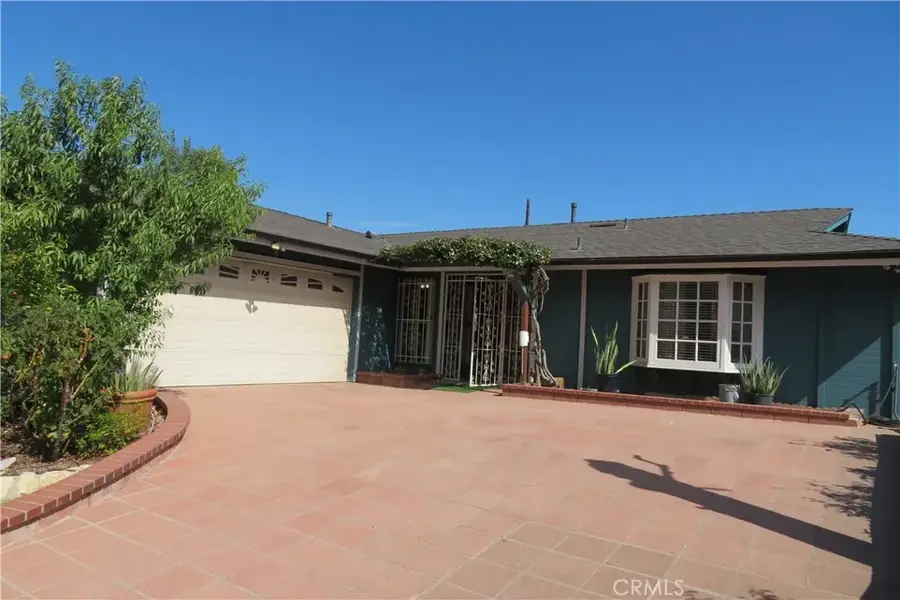 11666 Remington, Sylmar, CA 91342 - #2