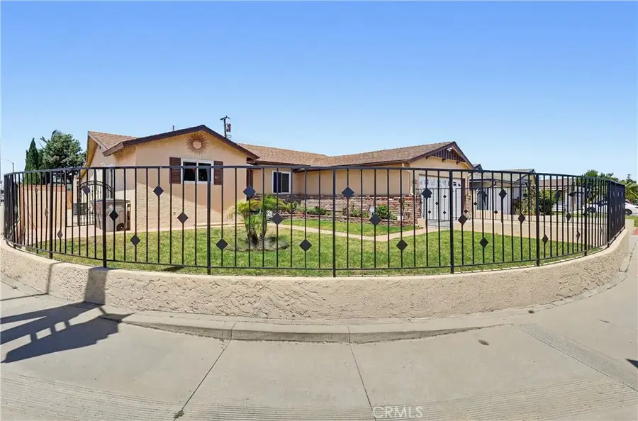 555 W Shadwell, Carson, CA 90745 - #3