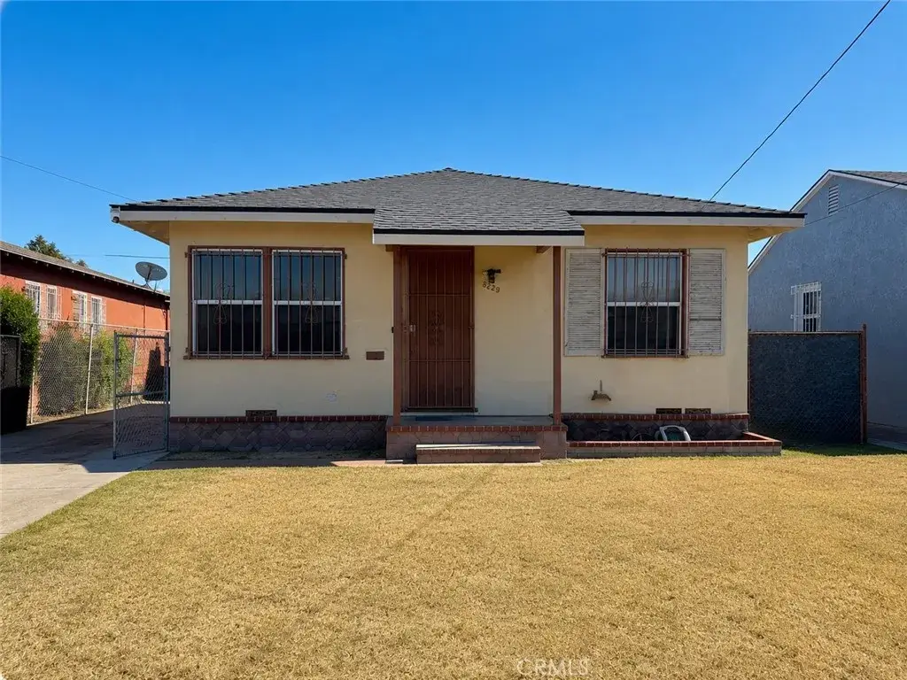 3229 W 111th, Inglewood, CA 90303 - #1