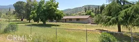 6009 Elwood Road, Sanger, CA 93657