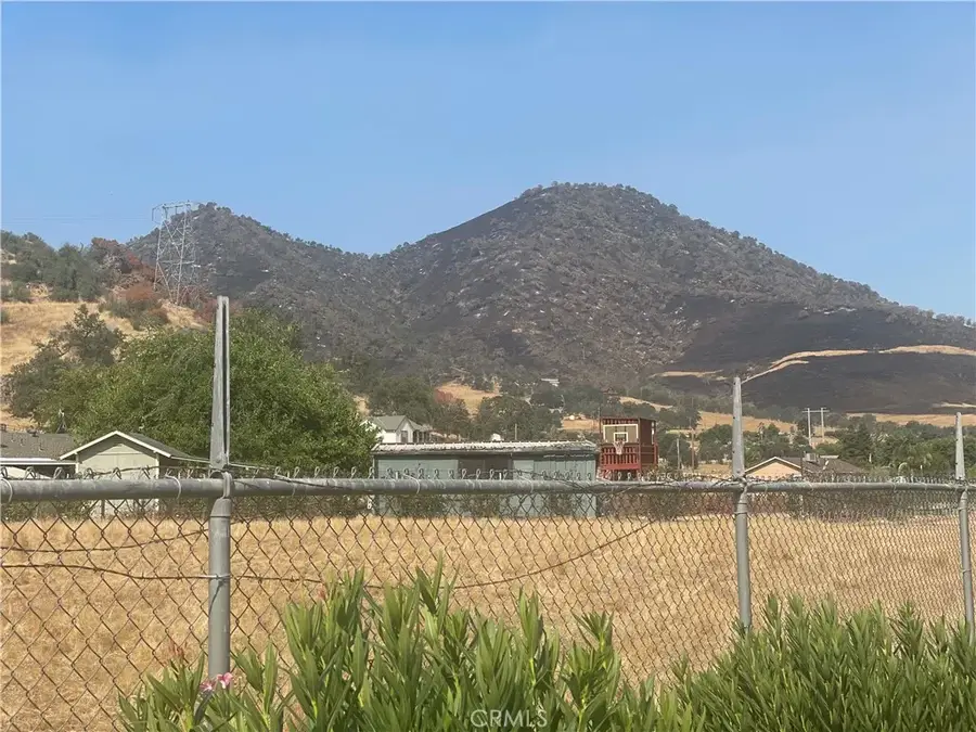6009 Elwood Road, Sanger, CA 93657 - #3
