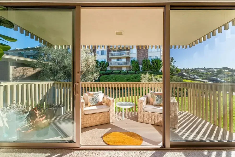 6542 Ocean Crest Drive #C212, Rancho Palos Verdes, CA 90275 - Image #2