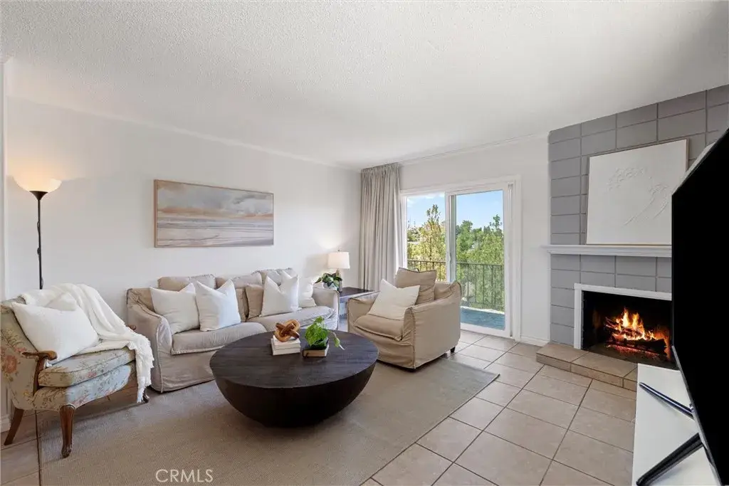 1349 Shadow Lane #217 (H), Fullerton, CA 92831 - Image #1