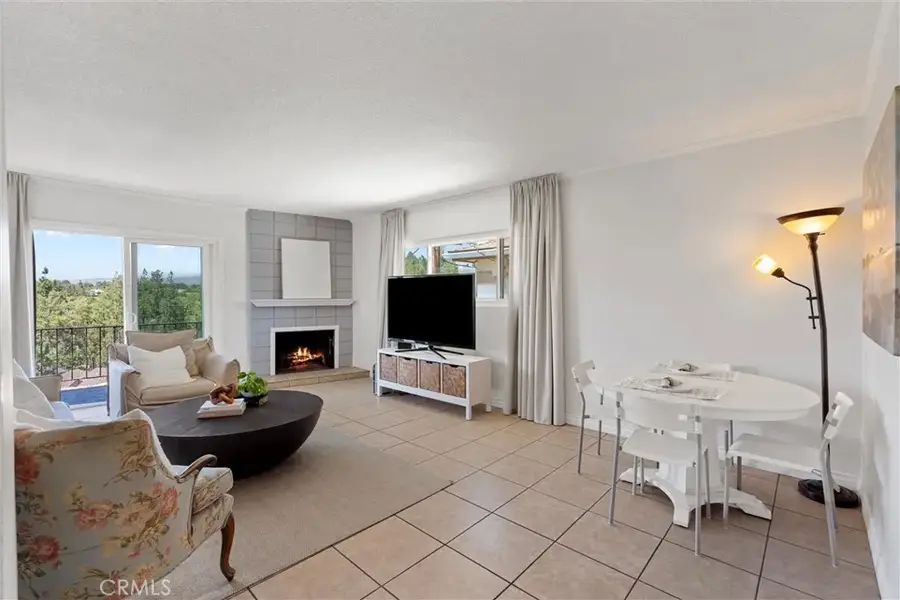 1349 Shadow Lane #217 (H), Fullerton, CA 92831 - Image #2