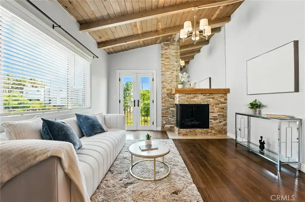 3315 Strongs Drive, Los Angeles, CA 90292 - #1