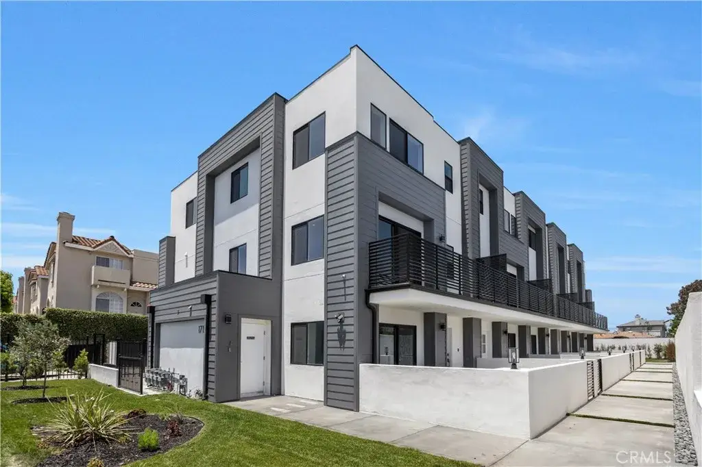 1715 W 149th Street #E, Gardena, CA 90247 - Image #1