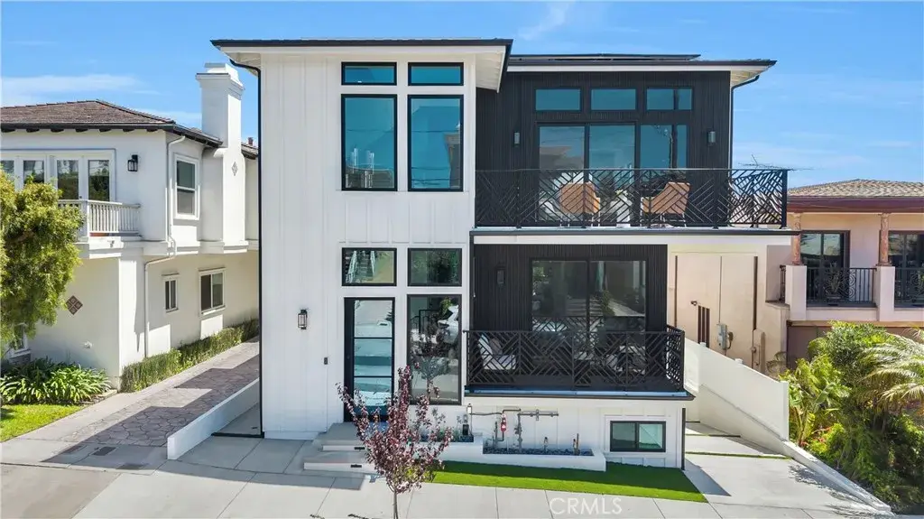 926 17th St, Hermosa Beach, CA 90254 - Image #1