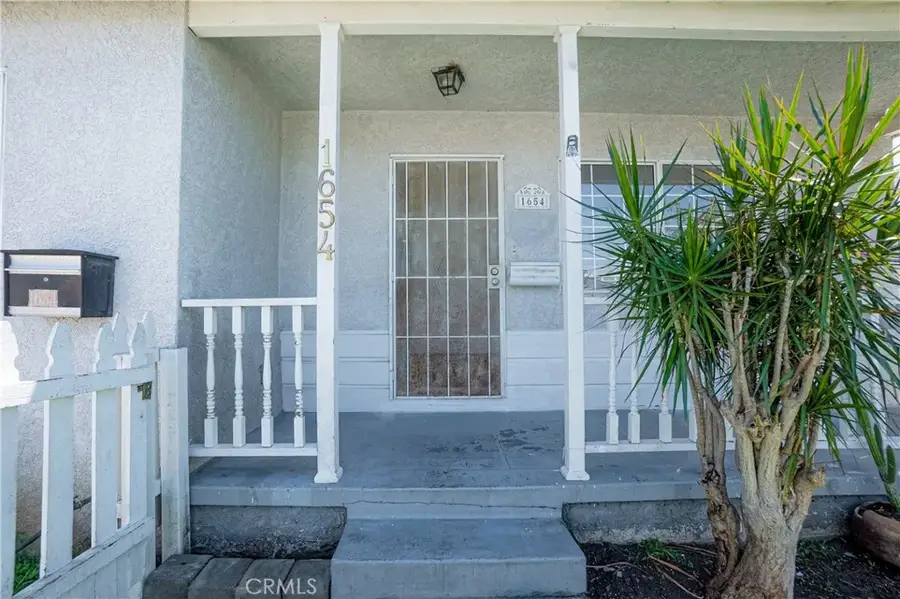 1654 W 216th Street, Torrance, CA 90501 - Image #3