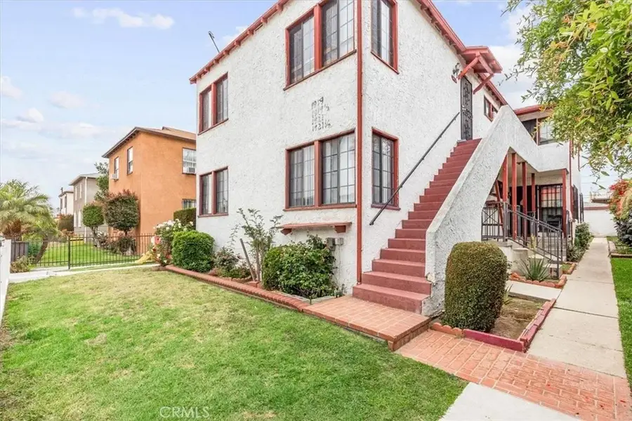 1919 W 35th St, Los Angeles, CA 90018 - Image #2