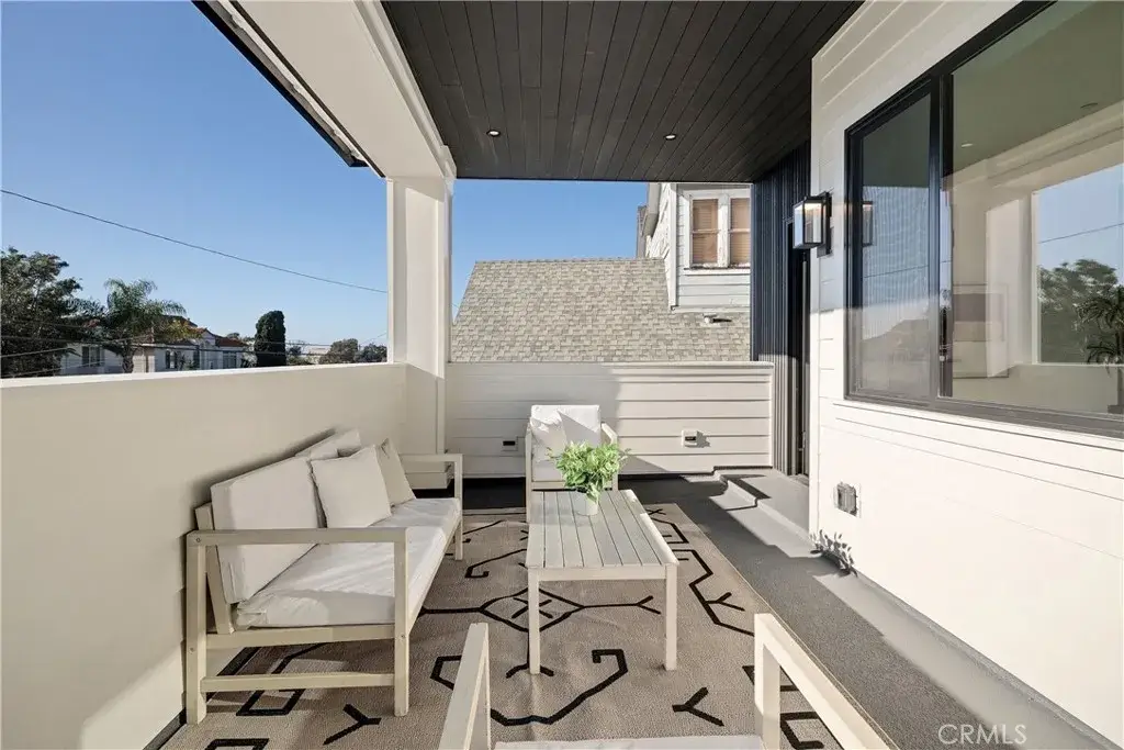 810 El Redondo Avenue, Redondo Beach, CA 90277 - Image #1