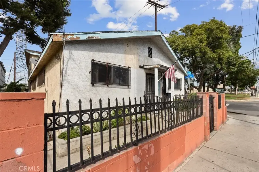 1647 E 92nd St, Los Angeles, CA 90002 - Image #3