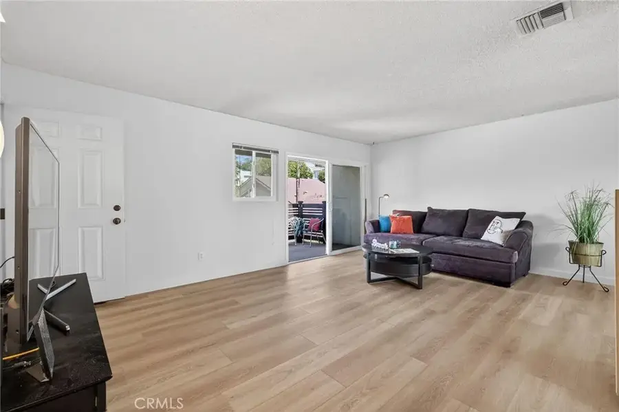 520 Avenue B #7, Redondo Beach, CA 90277 - Image #2