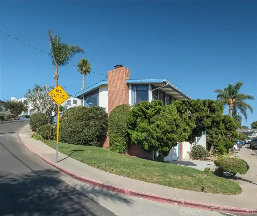 909 Montgomery, Hermosa Beach, CA 90254 - #3