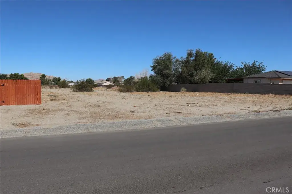 158 S Newmont Ave, Lake Los Angeles, CA 93535 - Image #1