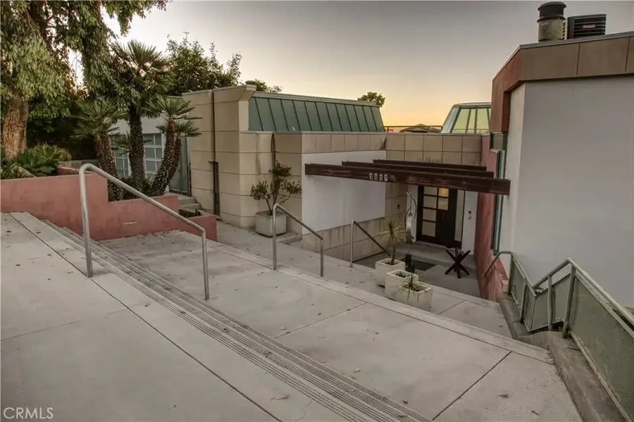 3807 Crest Road, Rancho Palos Verdes, CA 90275 - Image #3