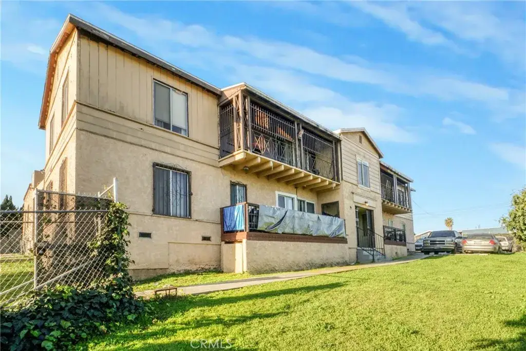 11137 7 Van Buren Ave, Los Angeles, CA 90044 - Image #1