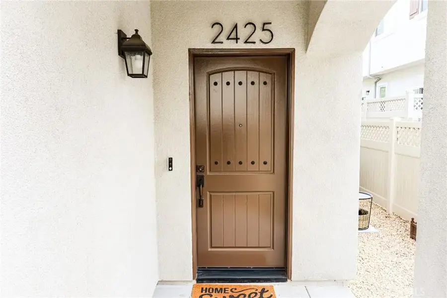 2425 Arlington Avenue, Torrance, CA 90501 - Image #3